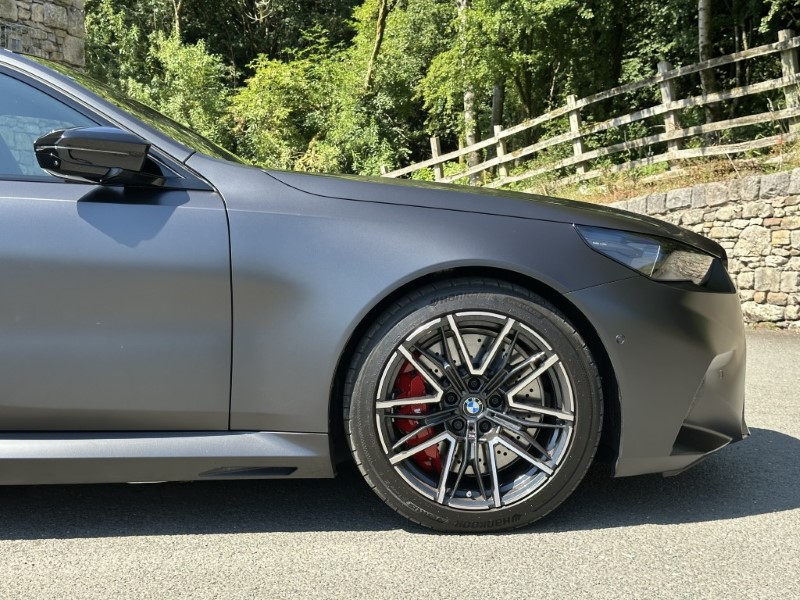 2026 (26) BMW M5 5dr Touring  5606876