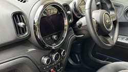 2022 (72) MINI COUNTRYMAN 1.5 Cooper Classic 5dr 5557659