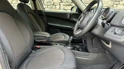 2022 (72) MINI COUNTRYMAN 1.5 Cooper Classic 5dr 5557641