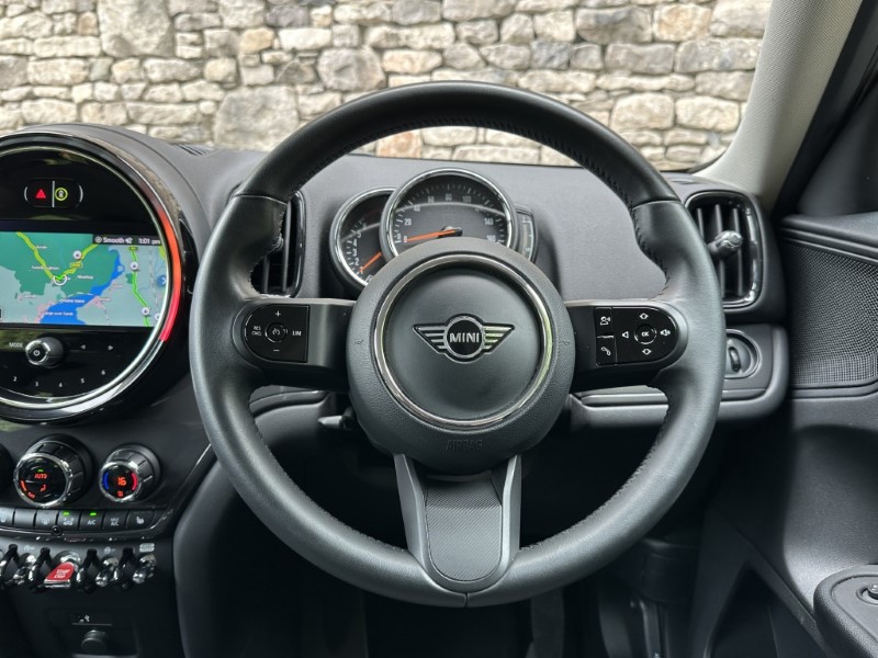 2022 (72) MINI COUNTRYMAN 1.5 Cooper Classic 5dr 5557680