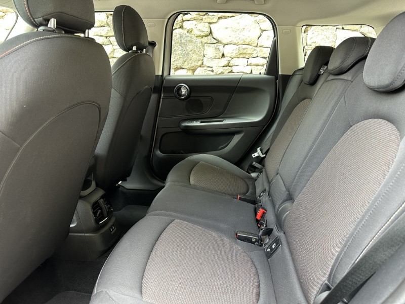 2022 (72) MINI COUNTRYMAN 1.5 Cooper Classic 5dr 5557657