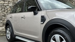 2022 (72) MINI COUNTRYMAN 1.5 Cooper Classic 5dr 5557696