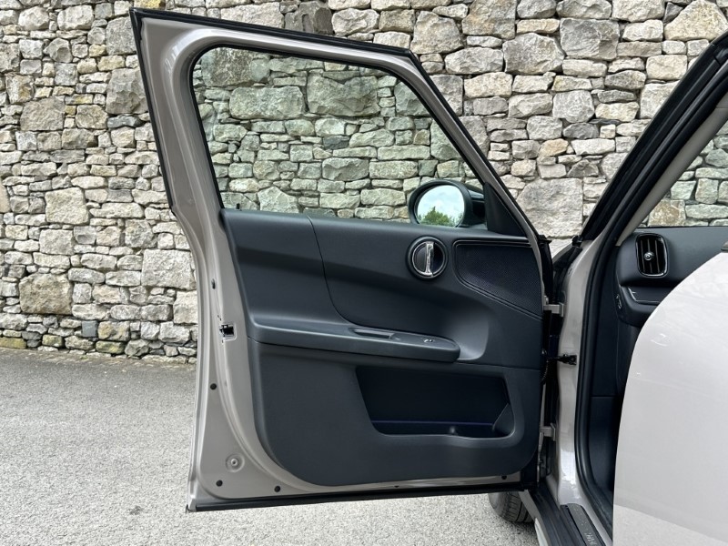 2022 (72) MINI COUNTRYMAN 1.5 Cooper Classic 5dr 5557675