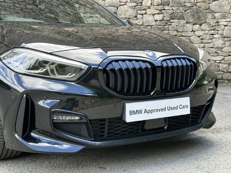 2023 (73) BMW 1 SERIES 118i M Sport 5dr 5569501