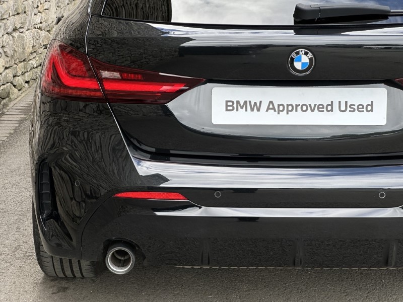 2023 (73) BMW 1 SERIES 118i M Sport 5dr 5569445