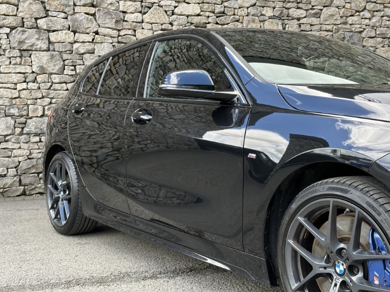 2023 (73) BMW 1 SERIES 118i M Sport 5dr 5569509