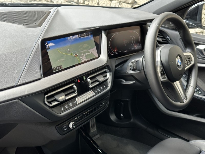 2023 (73) BMW 1 SERIES 118i M Sport 5dr 5569471