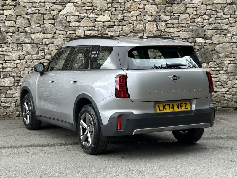 2024 (74) MINI COUNTRYMAN 1.5 C Classic 5dr Auto 1