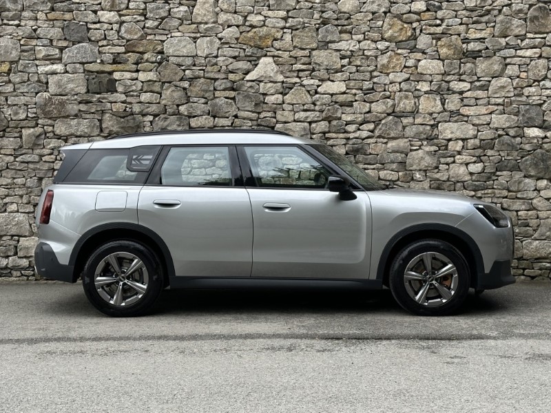 2024 (74) MINI COUNTRYMAN 1.5 C Classic 5dr Auto 5568194