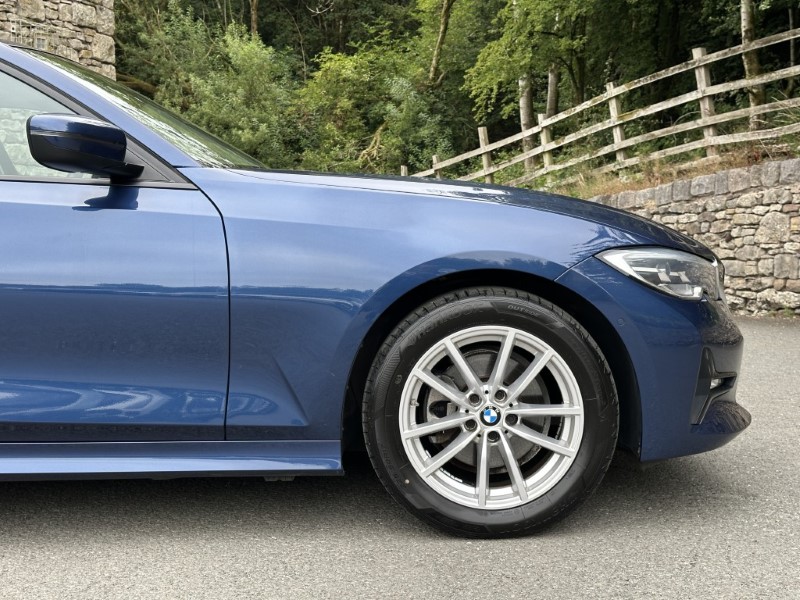 2021 (71) BMW 3 SERIES 320i SE Pro 4dr Saloon 5630282
