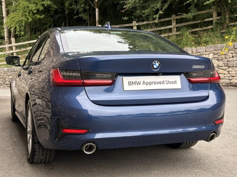 2021 (71) BMW 3 SERIES 320i SE Pro 4dr Saloon 5630215