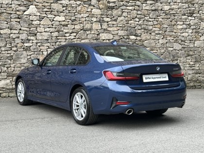2021 (71) BMW 3 SERIES 320i SE Pro 4dr Saloon
