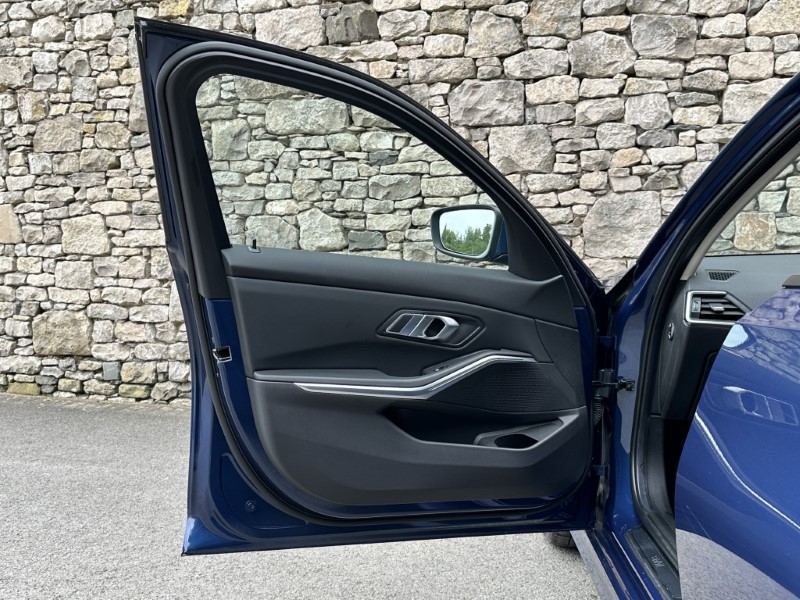 2021 (71) BMW 3 SERIES 320i SE Pro 4dr Saloon 5630255