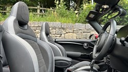 2024 (73) MINI CONVERTIBLE 2.0 John Cooper Works 2dr 5555456
