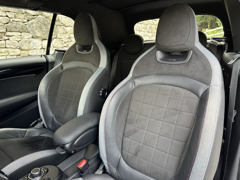 2024 (73) MINI CONVERTIBLE 2.0 John Cooper Works 2dr 5555406
