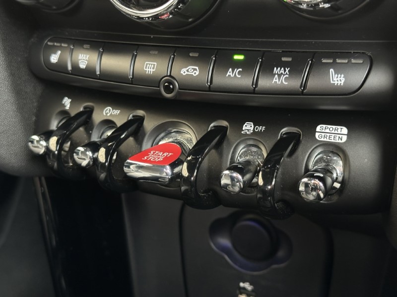 2024 (73) MINI CONVERTIBLE 2.0 John Cooper Works 2dr 5555392