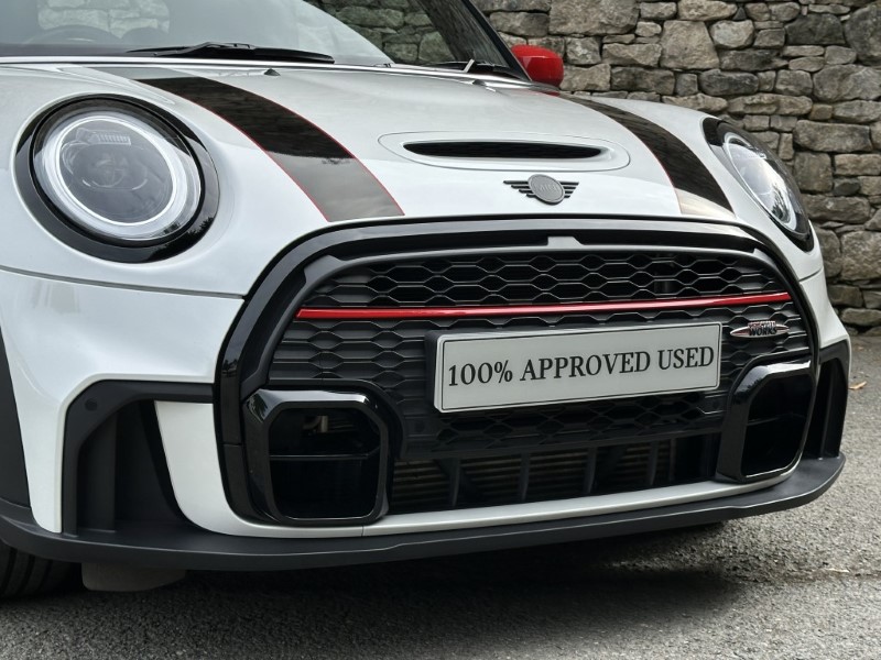 2024 (73) MINI CONVERTIBLE 2.0 John Cooper Works 2dr 5555433