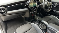 2024 (73) MINI CONVERTIBLE 2.0 John Cooper Works 2dr 5555404