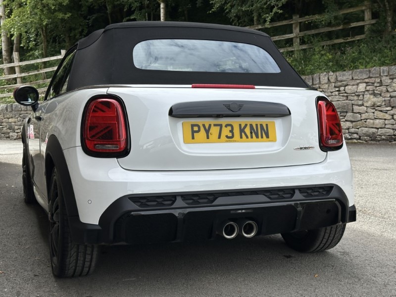 2024 (73) MINI CONVERTIBLE 2.0 John Cooper Works 2dr 5555374