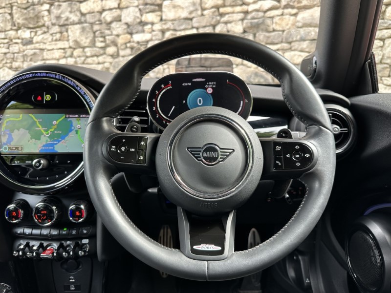 2024 (73) MINI CONVERTIBLE 2.0 John Cooper Works 2dr 5555426