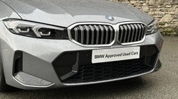 2024 (74) BMW 3 SERIES 320i M Sport 4dr Saloon 5558061