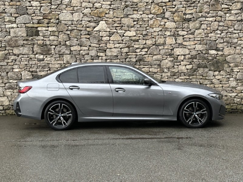 2024 (74) BMW 3 SERIES 320i M Sport 4dr Saloon 5558056