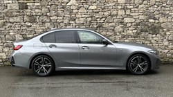 2024 (74) BMW 3 SERIES 320i M Sport 4dr Saloon 5558056