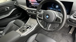 2024 (74) BMW 3 SERIES 320i M Sport 4dr Saloon 5558012