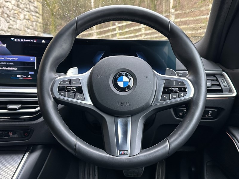 2024 (74) BMW 3 SERIES 320i M Sport 4dr Saloon 5558027