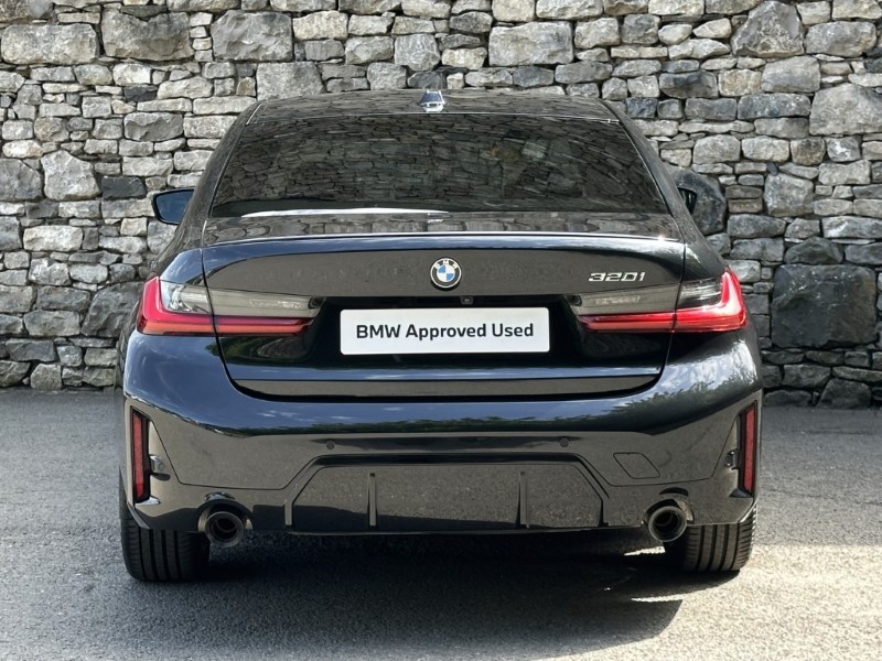 2025 (75) BMW 3 SERIES 320i M Sport 4dr Saloon 5547627