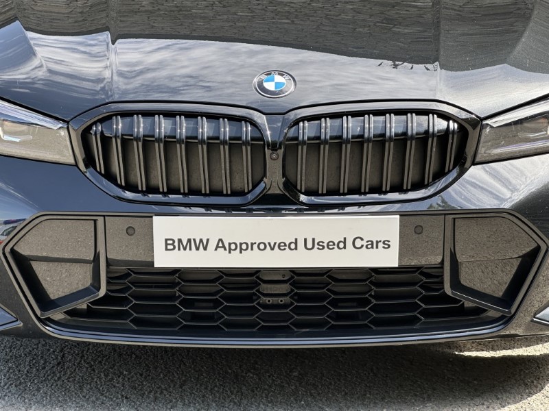 2025 (75) BMW 3 SERIES 320i M Sport 4dr Saloon 5547647