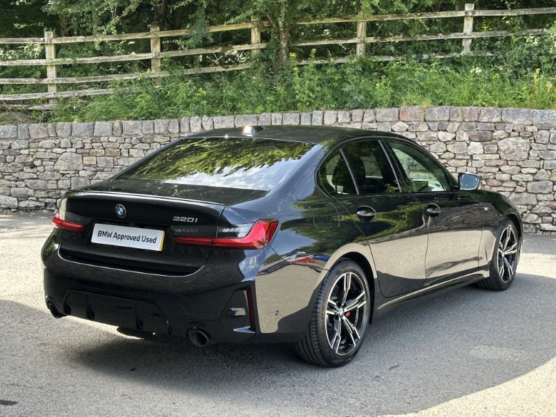 2025 (75) BMW 3 SERIES 320i M Sport 4dr Saloon 5547652