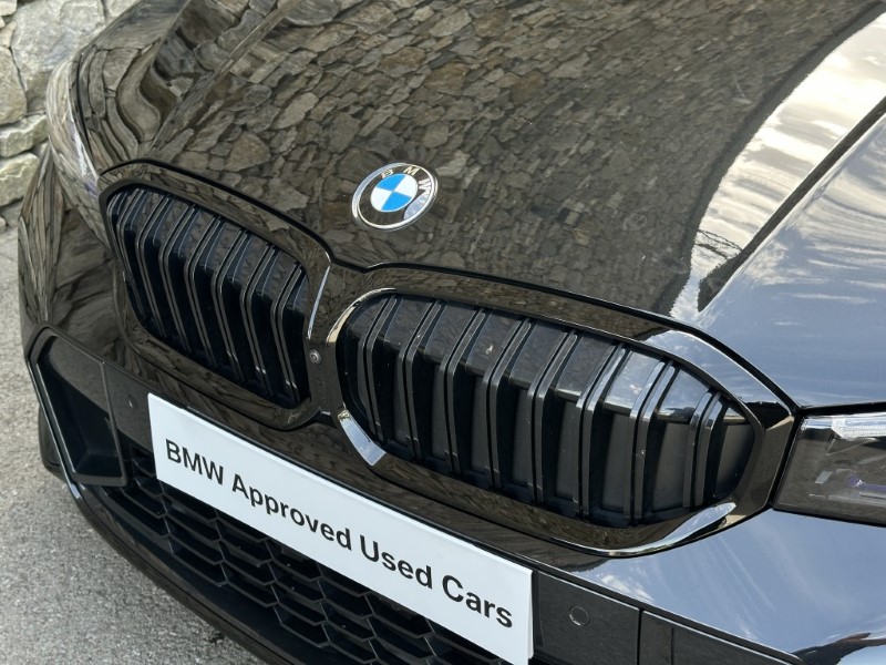 2025 (75) BMW 3 SERIES 320i M Sport 4dr Saloon 5547609