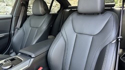 2025 (75) BMW 3 SERIES 320i M Sport 4dr Saloon 5547616