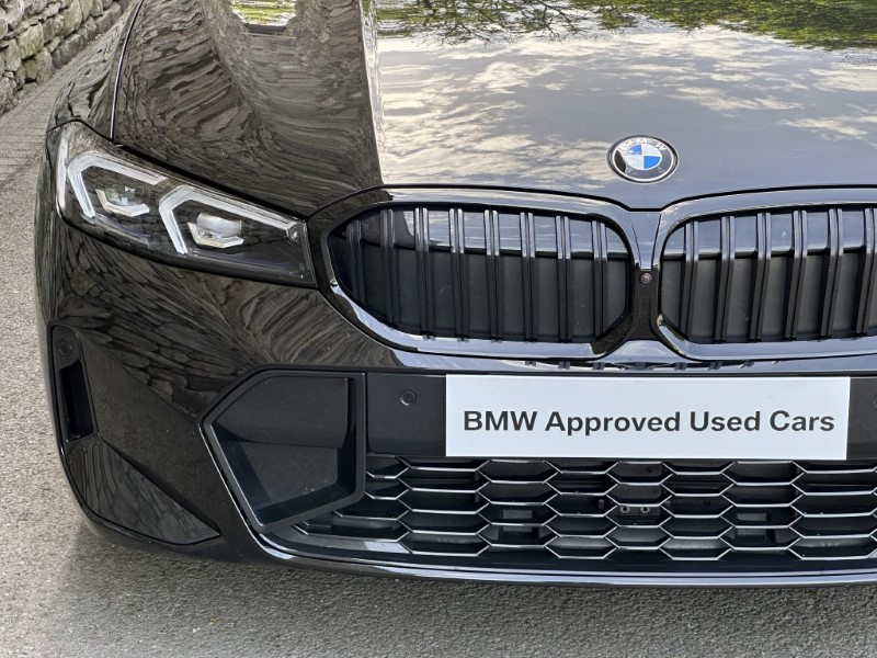 2025 (75) BMW 3 SERIES 320i M Sport 4dr Saloon 5547607