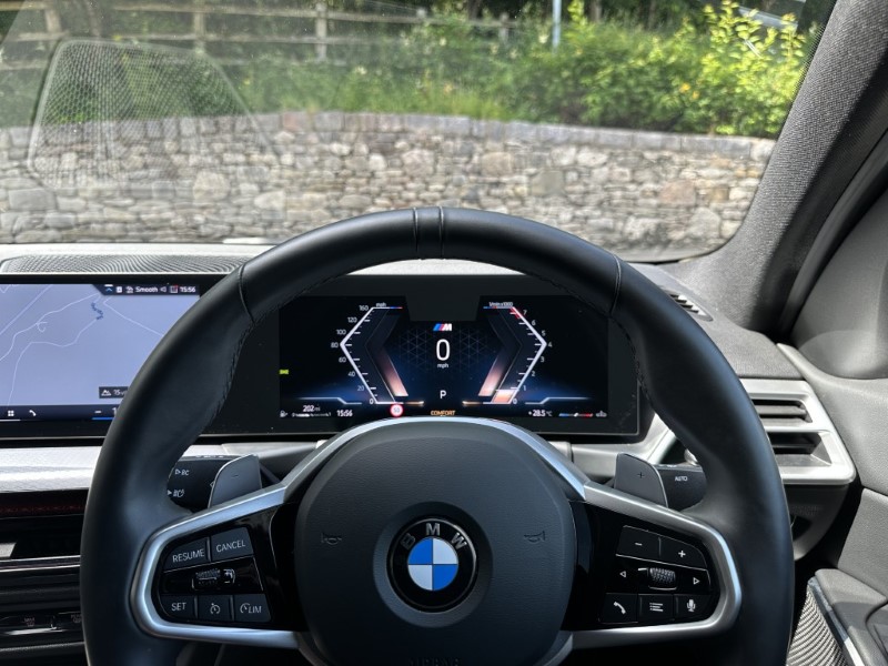 2025 (75) BMW 3 SERIES 320i M Sport 4dr Saloon 5547642
