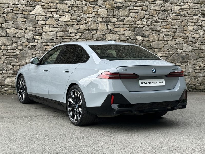 2024 (24) BMW I5 eDrive40 M Sport Pro Saloon  1