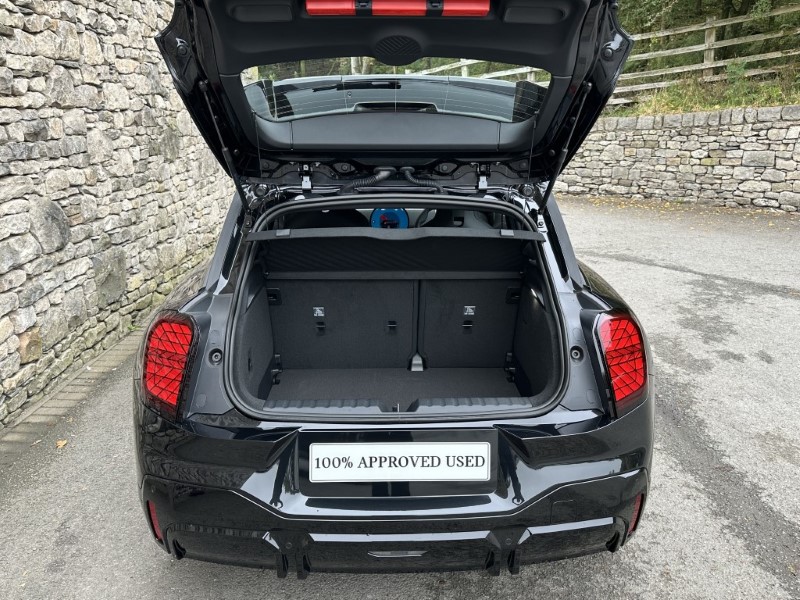 2025 (75) MINI ACEMAN E Sport 5dr Auto 5536369