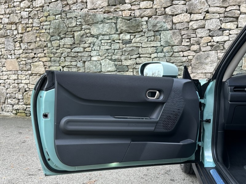 2025 (75) MINI COOPER 1.5 C Classic 3dr Auto 5536578