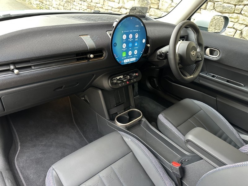 2025 (75) MINI COOPER 1.5 C Classic 3dr Auto 5536568