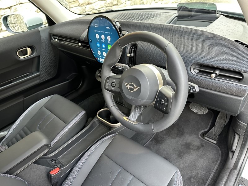 2025 (75) MINI COOPER 1.5 C Classic 3dr Auto 5536546