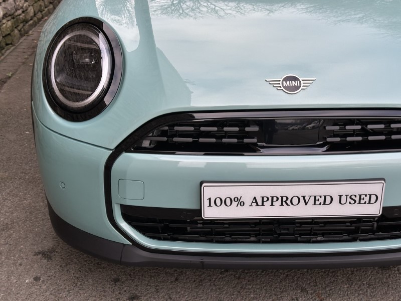 2025 (75) MINI COOPER 1.5 C Classic 3dr Auto 5536564