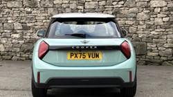 2025 (75) MINI COOPER 1.5 C Classic 3dr Auto 5536576