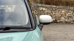 2025 (75) MINI COOPER 1.5 C Classic 3dr Auto 5536584