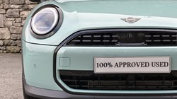 2025 (75) MINI COOPER 1.5 C Classic 3dr Auto 5536597