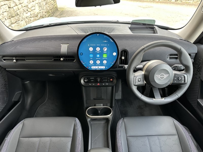 2025 (75) MINI COOPER 1.5 C Classic 3dr Auto 5536553