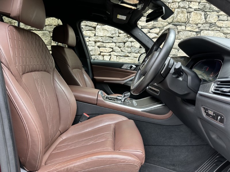 2022 (22) BMW X7 xDrive40d MHT M Sport 5dr 5649355