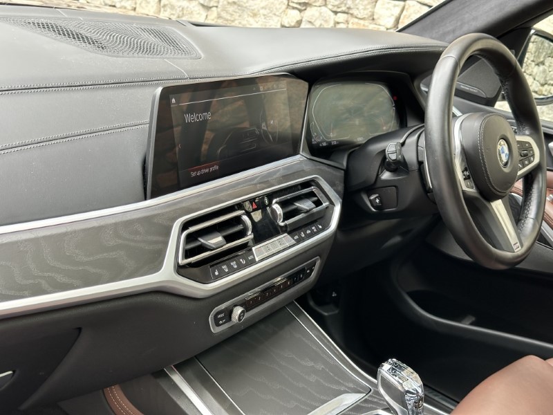 2022 (22) BMW X7 xDrive40d MHT M Sport 5dr 5649383