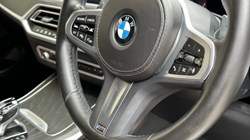 2022 (22) BMW X7 xDrive40d MHT M Sport 5dr 5649354