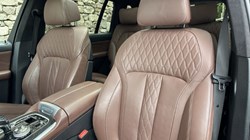 2022 (22) BMW X7 xDrive40d MHT M Sport 5dr 5649384